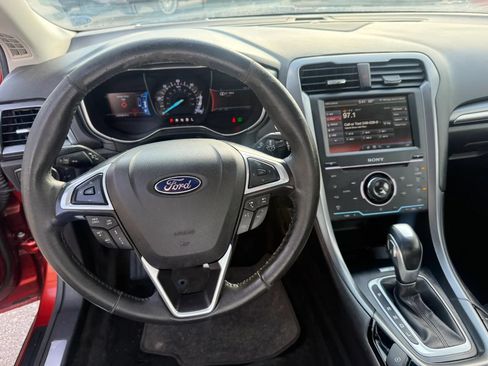 Used 2014 Ford Fusion Energi Titanium w/ Driver Assist Package FWD image 21