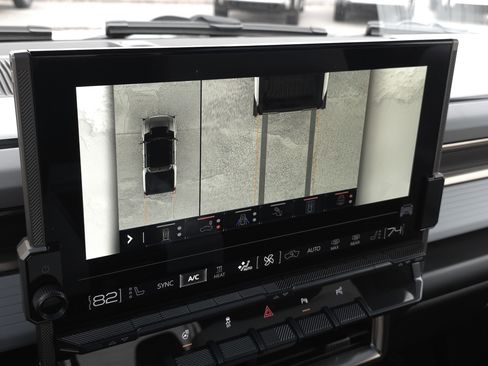 Used 2025 GMC Hummer EV 3X w/ LPO, Dark Essentials Package image 28