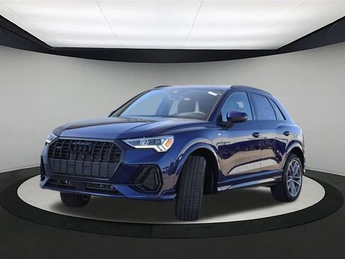 New 2025 Audi Q3 2.0T Premium image 3