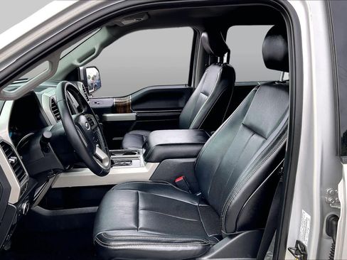 Used 2018 Ford F150 Lariat RWD image 8