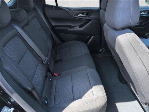 Used 2026 Chevrolet Equinox LT FWD image 27