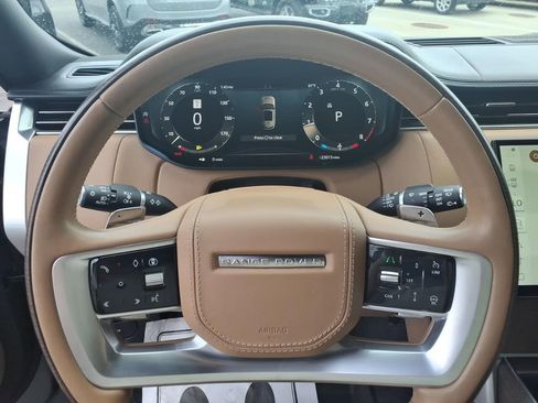 Used 2024 Land Rover Range Rover Long Wheelbase Autobiography AWD/4WD image 20