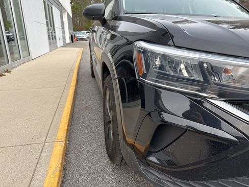 Used 2022 Volkswagen Taos S AWD/4WD image 7