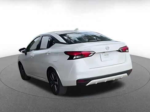 Used 2025 Nissan Versa SV FWD image 16