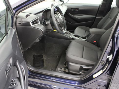 Used 2024 Toyota Corolla LE FWD image 14