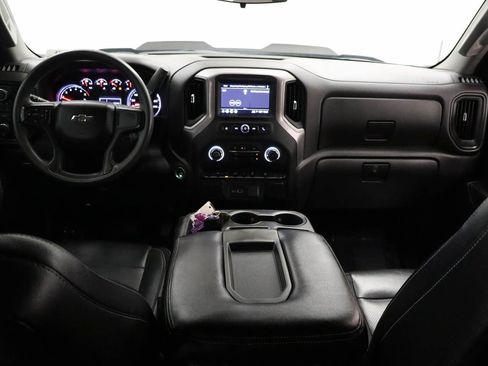 Used 2022 Chevrolet Silverado 1500 Custom Trail Boss AWD/4WD image 15