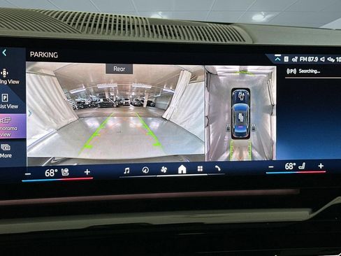 Used 2026 BMW 530i w/ Premium Package image 25