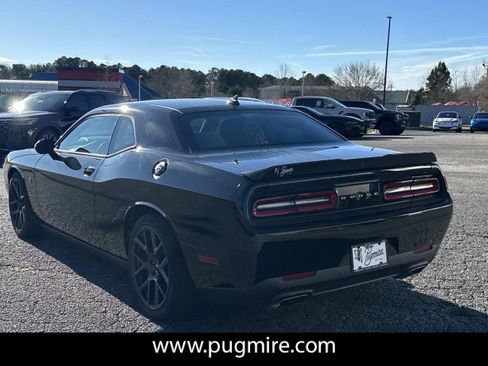 Used 2019 Dodge Challenger R/T Scat Pack w/ Shaker Package image 5