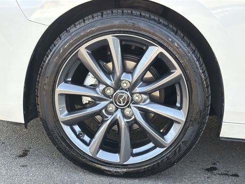 Used 2022 MAZDA MAZDA3 s image 11