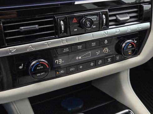 New 2026 Nissan Pathfinder SL FWD image 24