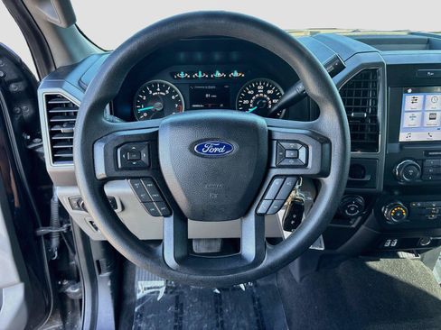 Used 2019 Ford F150 XLT w/ Trailer Tow Package RWD image 11