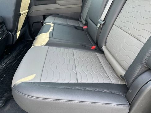 New 2026 Chevrolet Silverado 1500 ZR2 AWD/4WD image 27