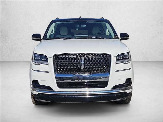 Used 2024 Lincoln Navigator L Black Label AWD/4WD image 2