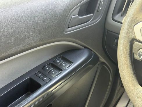 Used 2017 Chevrolet Colorado W/T w/ WT Convenience Package image 13