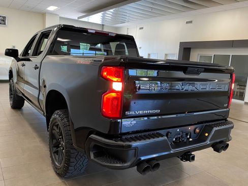 Used 2022 Chevrolet Silverado 1500 LT Trail Boss w/ Bed Protection Package image 5