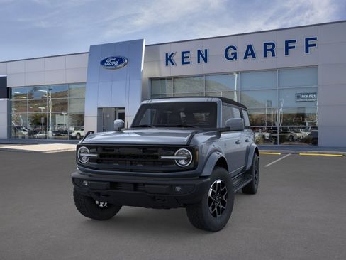 New 2025 Ford Bronco Outer Banks image 2
