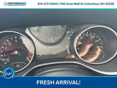 Used 2018 Jeep Compass Limited w/ Navigation Group AWD/4WD image 16
