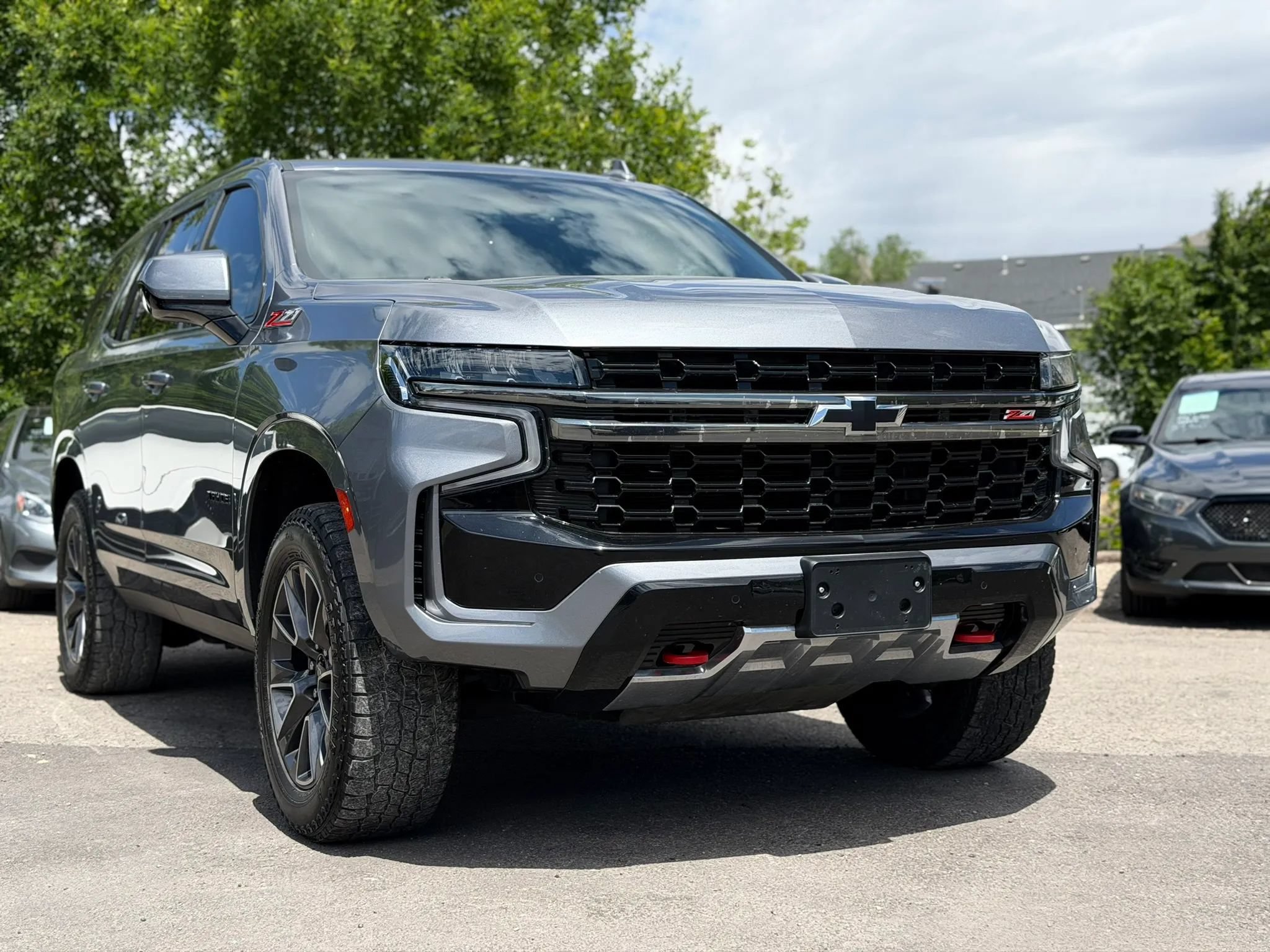 Used 2022 Chevrolet Tahoe Z71 AWD/4WD image 1