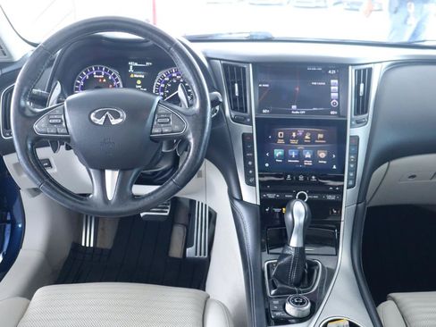 Used 2016 INFINITI Q50 Red Sport 400 RWD image 17