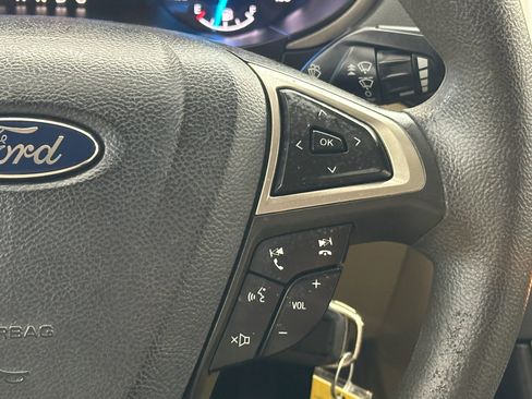 Used 2014 Ford Fusion SE image 21