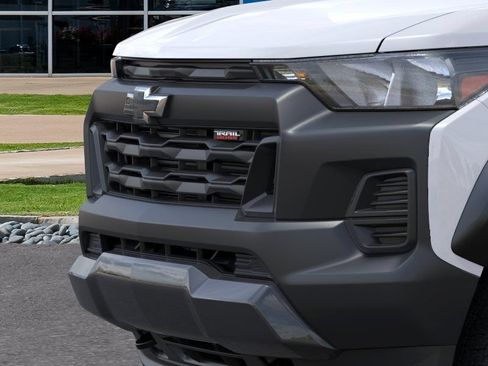 New 2026 Chevrolet Colorado Trail Boss AWD/4WD image 13