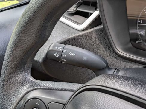 Used 2025 Toyota Corolla LE FWD image 23