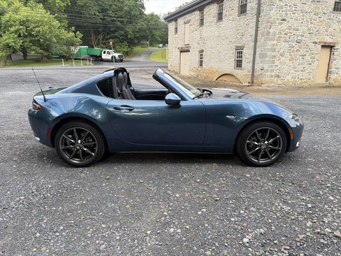 Used 2019 MAZDA MX-5 Miata RF Grand Touring RWD image 4