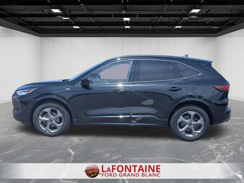 Certified 2024 Ford Escape ST-Line Select w/ Tech Pack #2 AWD/4WD image 2