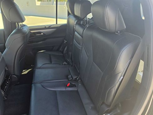 Used 2026 Lexus LX 600 F Sport AWD/4WD image 17