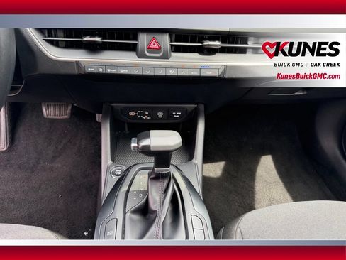 Used 2025 Kia K4 FWD image 23