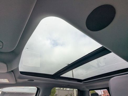 New 2025 Ford F150 Lariat w/ Equipment Group 502A High image 24