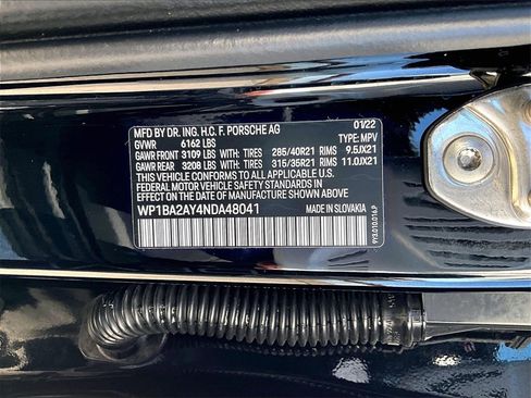 Used 2022 Porsche Cayenne image 26