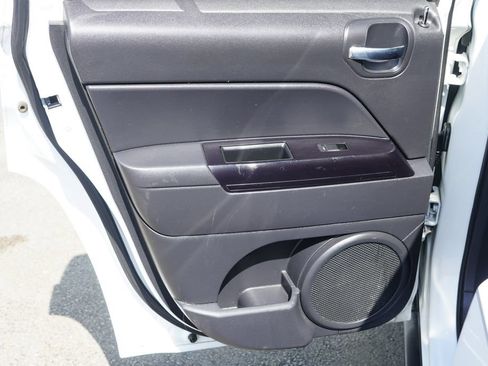 Used 2015 Jeep Patriot Sport w/ Power Value Group FWD image 24