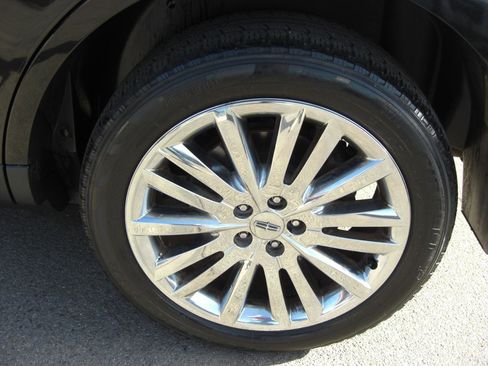 Used 2015 Lincoln MKX AWD 4dr w/ Equipment Group 102A image 5