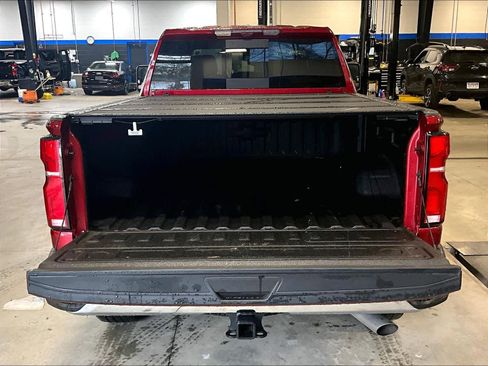 Used 2025 Chevrolet Silverado 2500 LTZ w/ LTZ Premium Package image 32