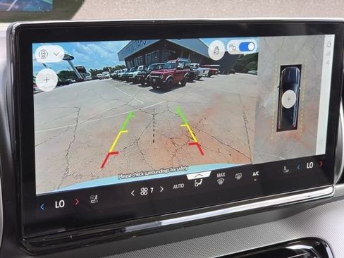 Used 2025 Ford Expedition Active RWD image 27