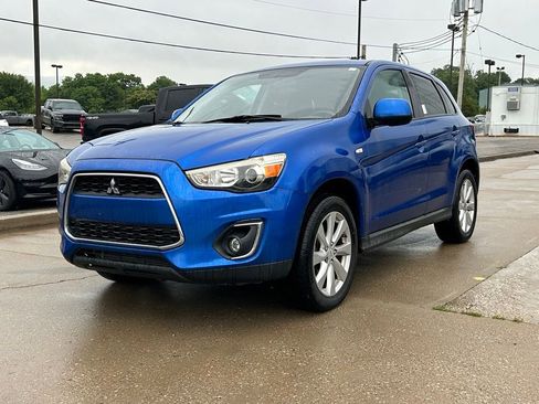 Used 2015 Mitsubishi Outlander Sport ES FWD image 2