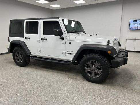 Used 2016 Jeep Wrangler Unlimited Sport w/ Connectivity Group image 14