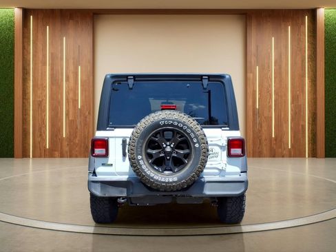 Used 2022 Jeep Wrangler Unlimited Sport AWD/4WD image 31