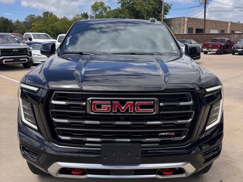 Used 2026 GMC Yukon AT4 Ultimate AWD/4WD image 1