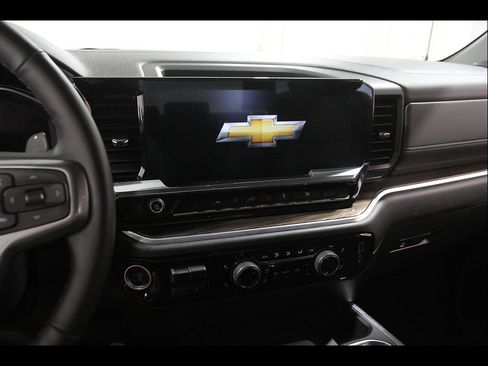 Certified 2025 Chevrolet Silverado 1500 RST w/ Protection Package AWD/4WD image 11