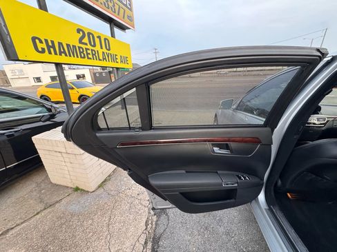 Used 2012 Mercedes-Benz S 550 S 550 4MATIC Sedan 4D image 14