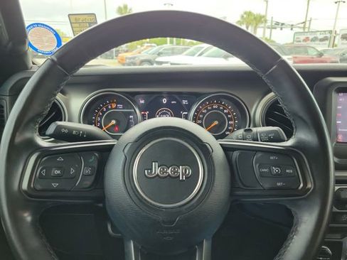 Used 2019 Jeep Wrangler Unlimited Sport S image 20