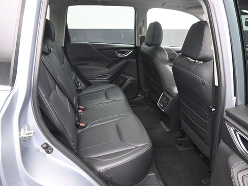 Used 2022 Subaru Forester Touring image 13