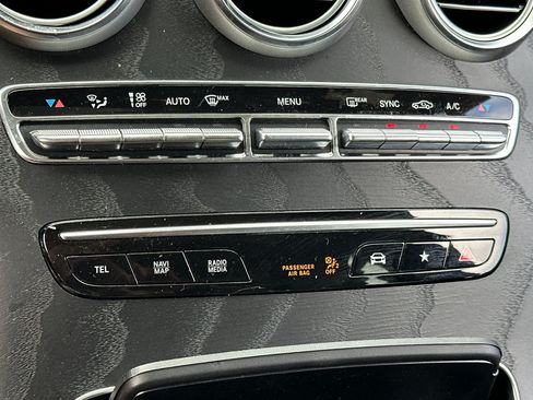 Used 2022 Mercedes-Benz GLC 300 image 17