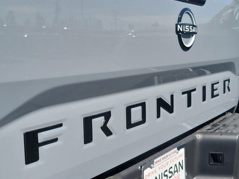 New 2026 Nissan Frontier SV w/ Tow Package image 4