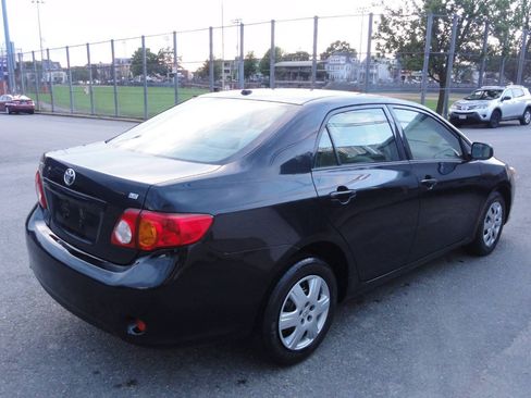 Used 2009 Toyota Corolla LE FWD image 3