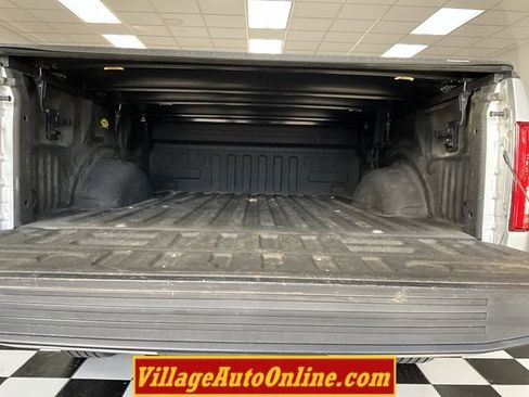 Used 2016 Ford F150 XLT w/ Equipment Group 302A Luxury image 32