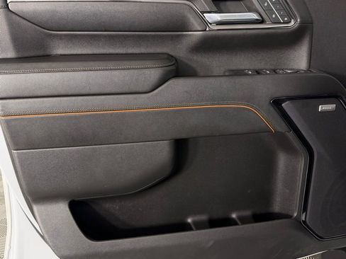 Used 2024 GMC Sierra 2500 AT4 w/ AT4 Preferred Package image 26