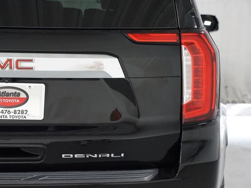 Used 2023 GMC Yukon XL Denali w/ Max Trailering Package AWD/4WD image 10